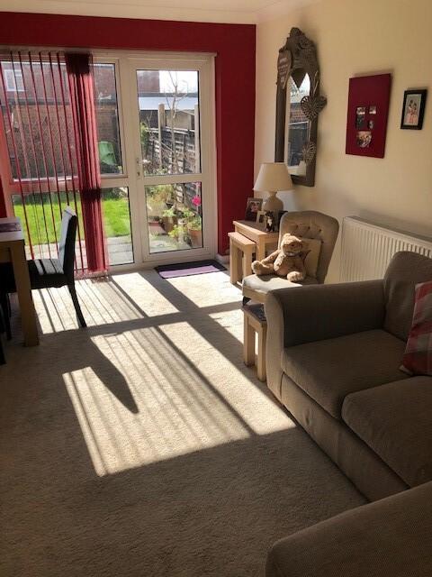 Apsledene, Gravesend, Kent, DA12 5EF