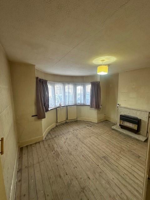Brixham Road, Welling, Kent, DA16 1EL