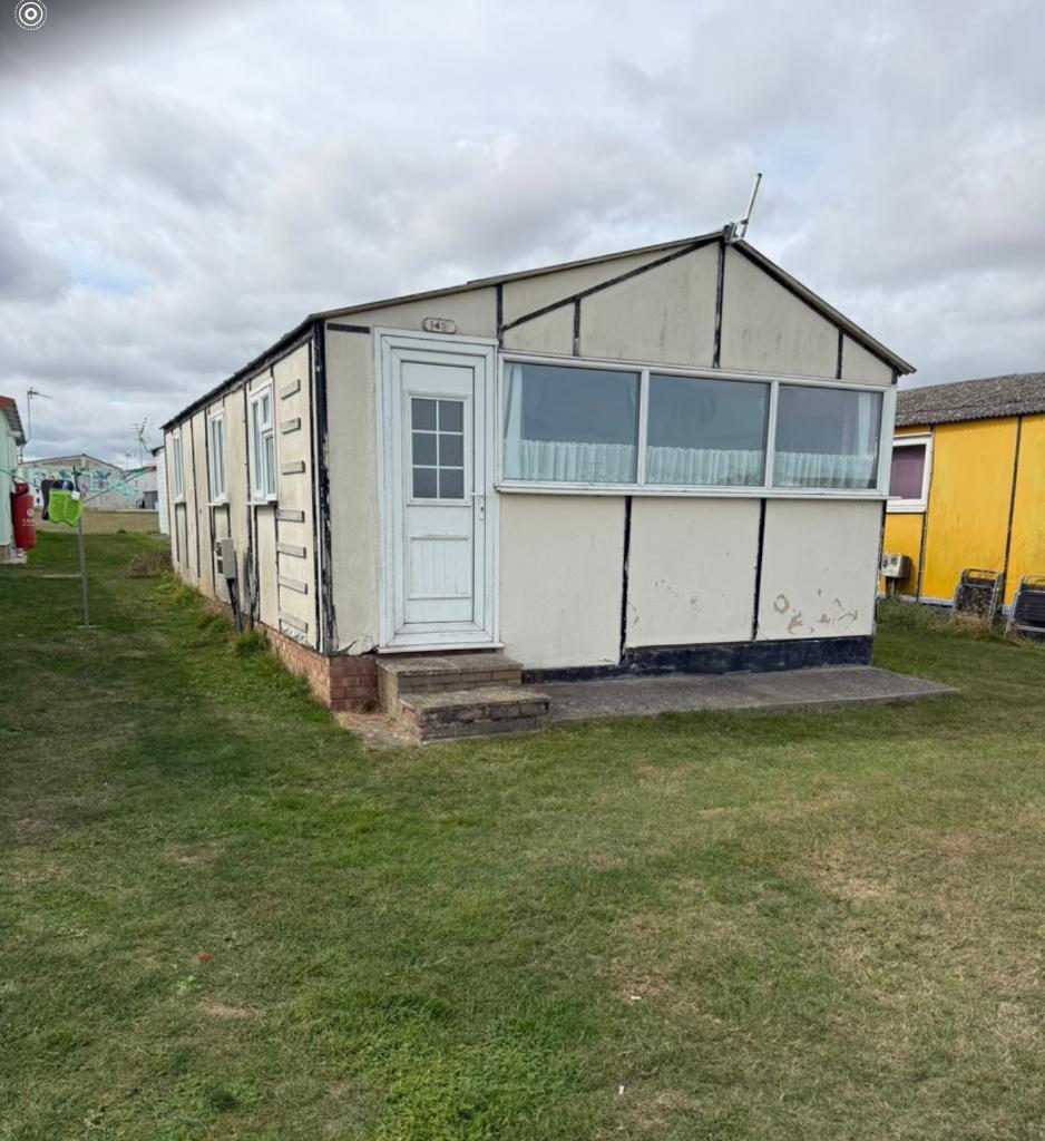 Park Avenue, Leysdown, KENT, ME12 4QP